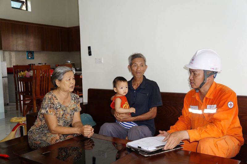 Nhiều biện ph&aacute;p ứng ph&oacute; trong m&ugrave;a h&egrave; 2025 khi gi&aacute; điện tăng cao- Ảnh 2.