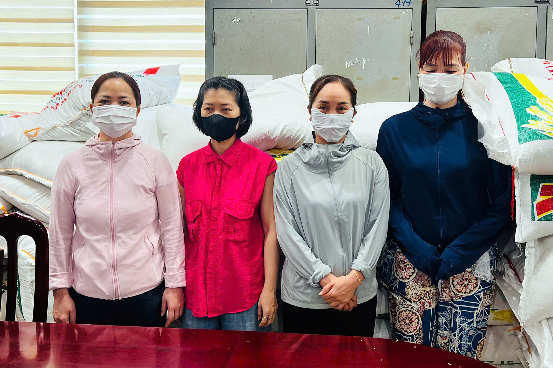H&agrave; Nội: Khởi tố 4 phụ nữ l&agrave;m giả hơn 17 tấn gạo ST25- Ảnh 2.