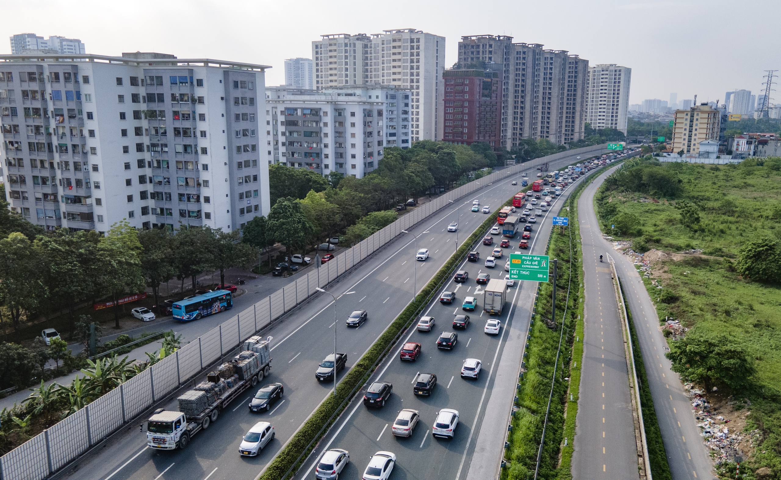 Tai nạn giảm sâu, giao thông dịp lễ 30/4 - 1/5 được kiểm soát tốt- Ảnh 2. Tai nạn giảm sâu, giao thông dịp lễ 30/4 - 1/5 được kiểm soát tốt- Ảnh 2.