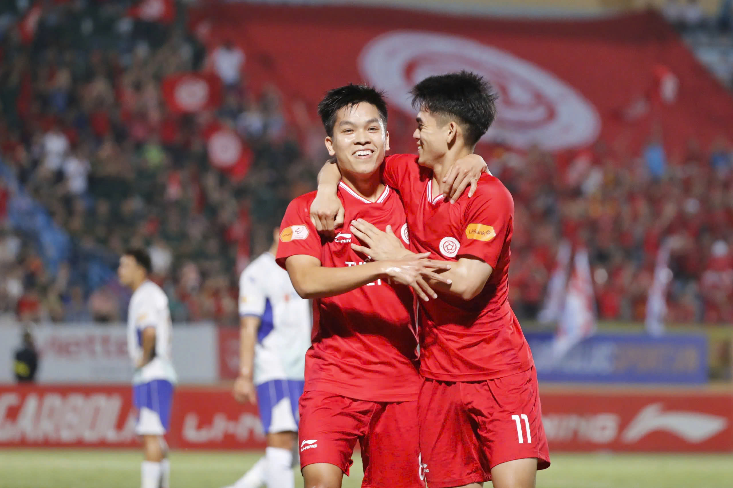 Cầu thủ nào của Thể Công Viettel mà HLV Popov khen hết lời?- Ảnh 1. Cầu thủ nào của Thể Công Viettel mà HLV Popov khen hết lời?- Ảnh 1.