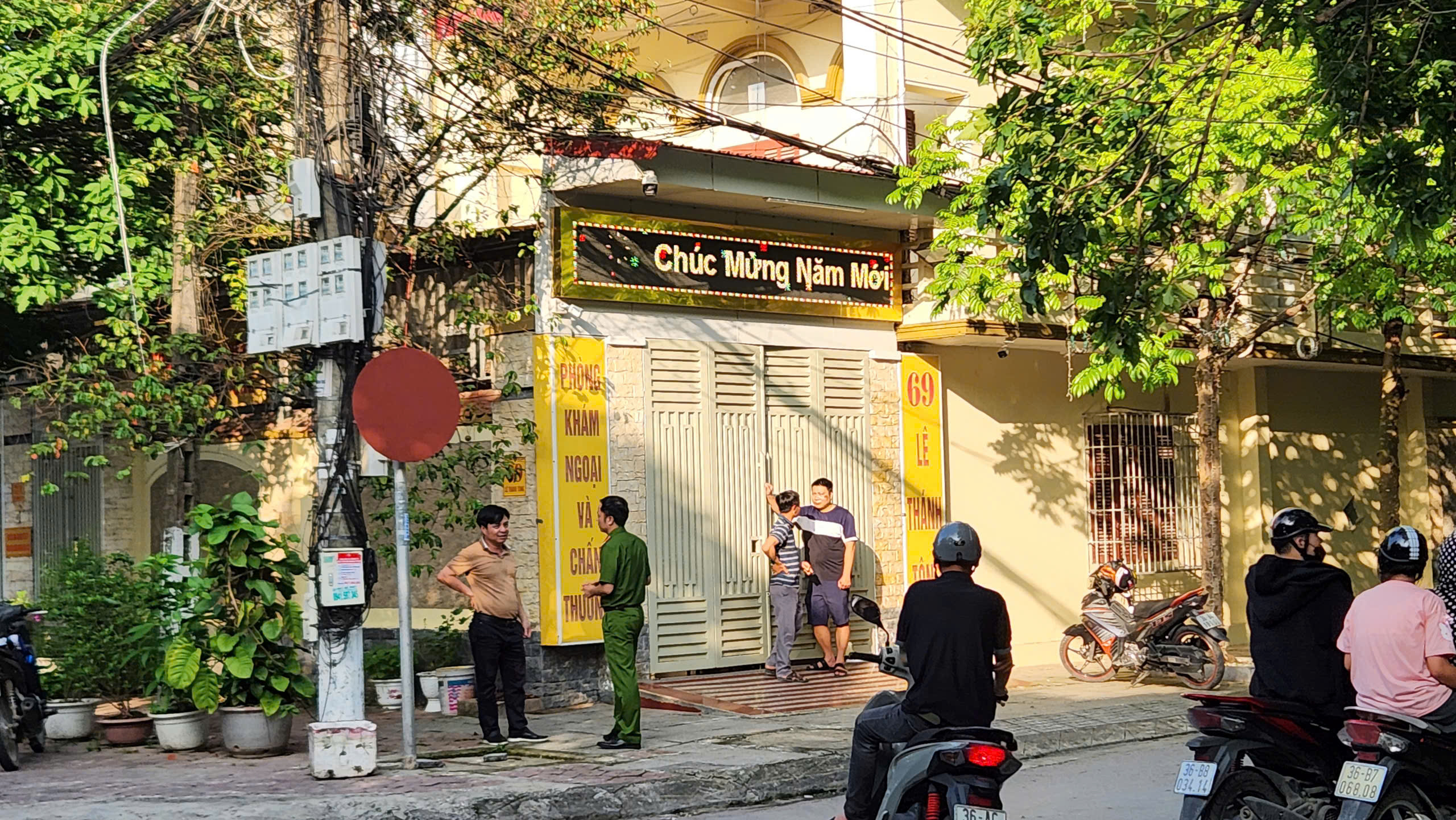 Sở Y tế Thanh H&oacute;a b&aacute;o c&aacute;o g&igrave; vụ người phụ nữ tử vong bất thường tại ph&ograve;ng kh&aacute;m tư nh&acirc;n?- Ảnh 1.