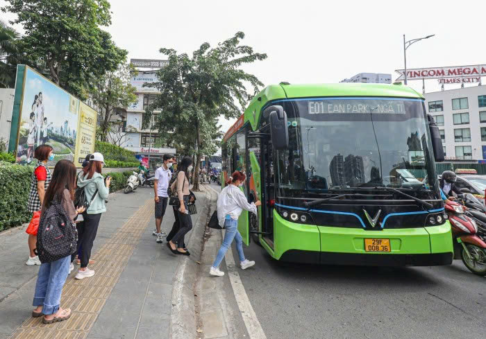 H&agrave; Nội vận h&agrave;nh th&iacute; điểm tuyến bu&yacute;t điện 43 Kim M&atilde; - Đ&ocirc;ng Anh- Ảnh 1.
