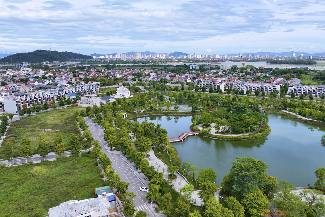 H&agrave; Tĩnh: Diện mạo đ&ocirc; thị sạch đẹp, khang trang từ những ng&otilde; phố văn minh- Ảnh 2.