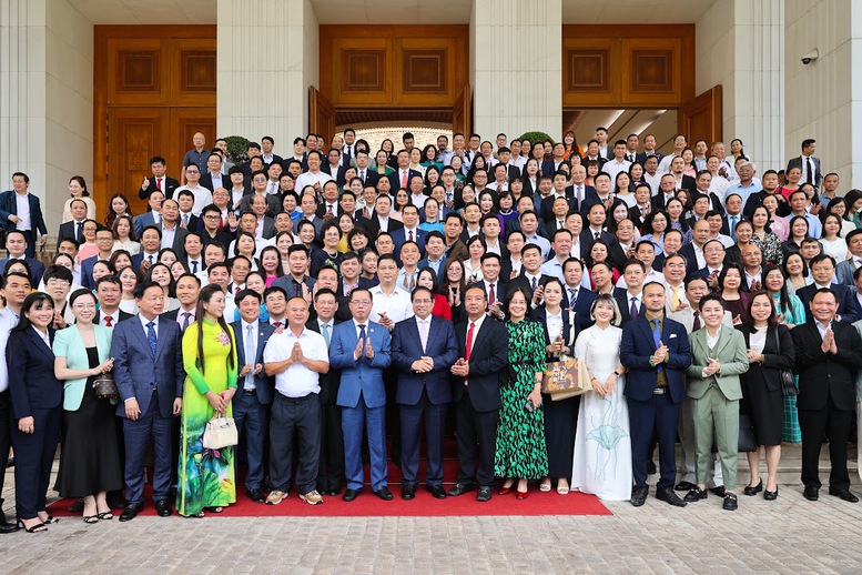 Thủ tướng: Giải quyết y&ecirc;u cầu, đề xuất của doanh nghiệp trong v&ograve;ng 2 tuần- Ảnh 3.