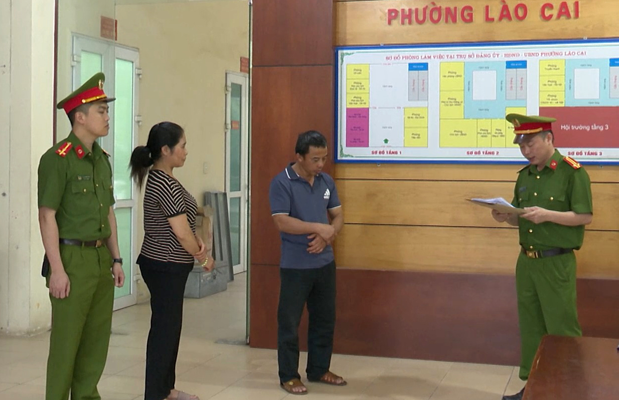 Khởi tố 3 bị can sản xuất h&agrave;ng trăm tấn gi&aacute; đỗ "tắm" h&oacute;a chất độc hại ở L&agrave;o Cai- Ảnh 3.