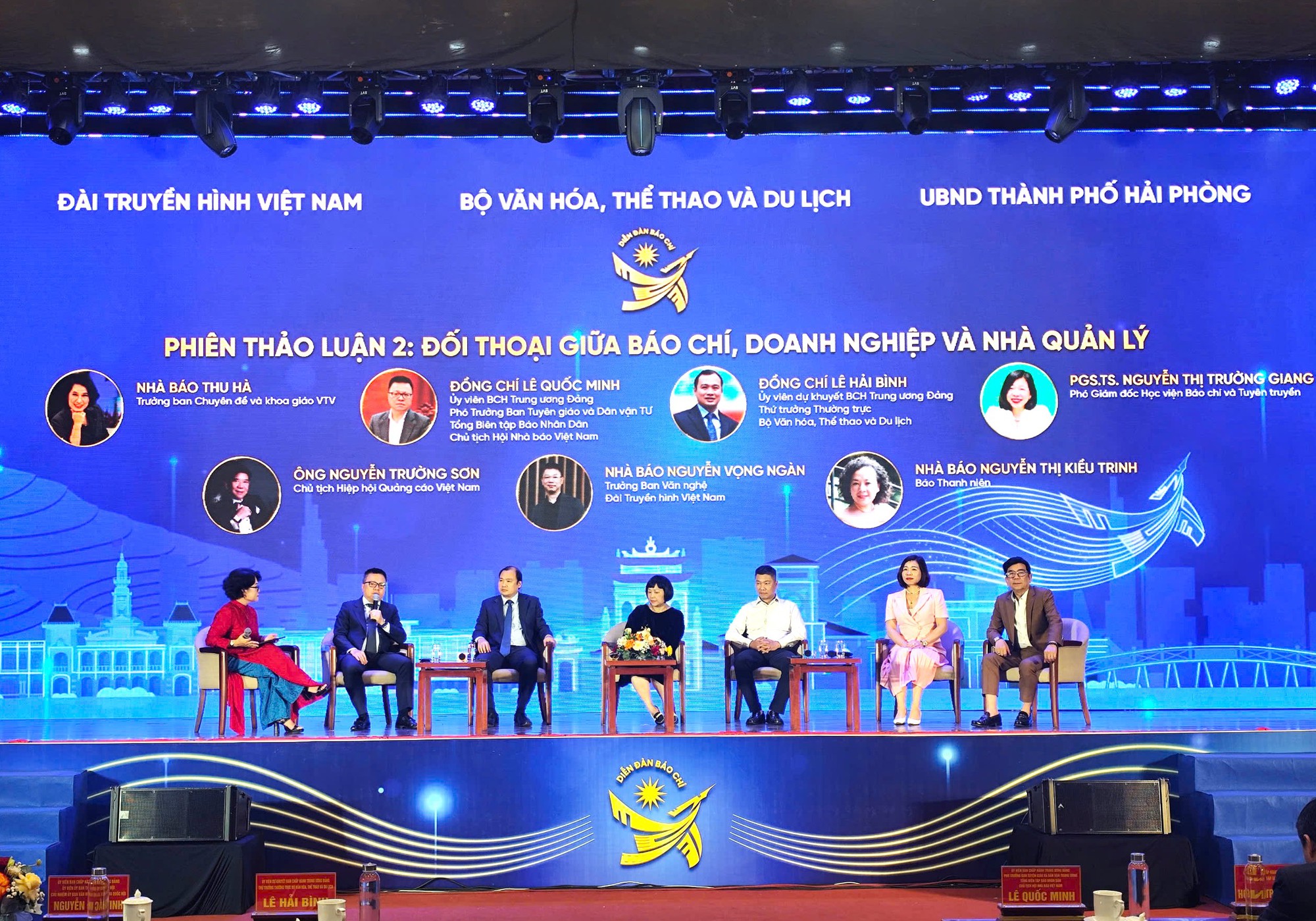 Văn h&oacute;a l&agrave; nền tảng - B&aacute;o ch&iacute; dẫn dắt tri thức, tạo niềm tin cho x&atilde; hội- Ảnh 2.