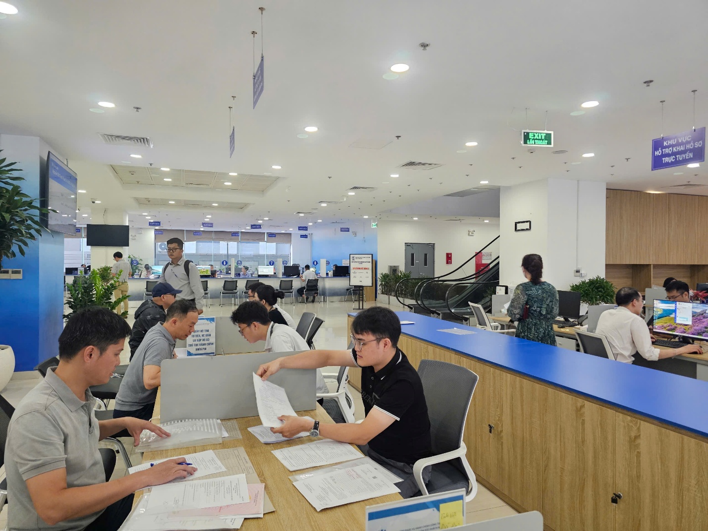 Sở X&acirc;y dựng H&agrave; Nội l&yacute; giải việc chậm giải quyết hồ sơ cấp ph&eacute;p tr&ecirc;n hệ thống phần mềm- Ảnh 1.