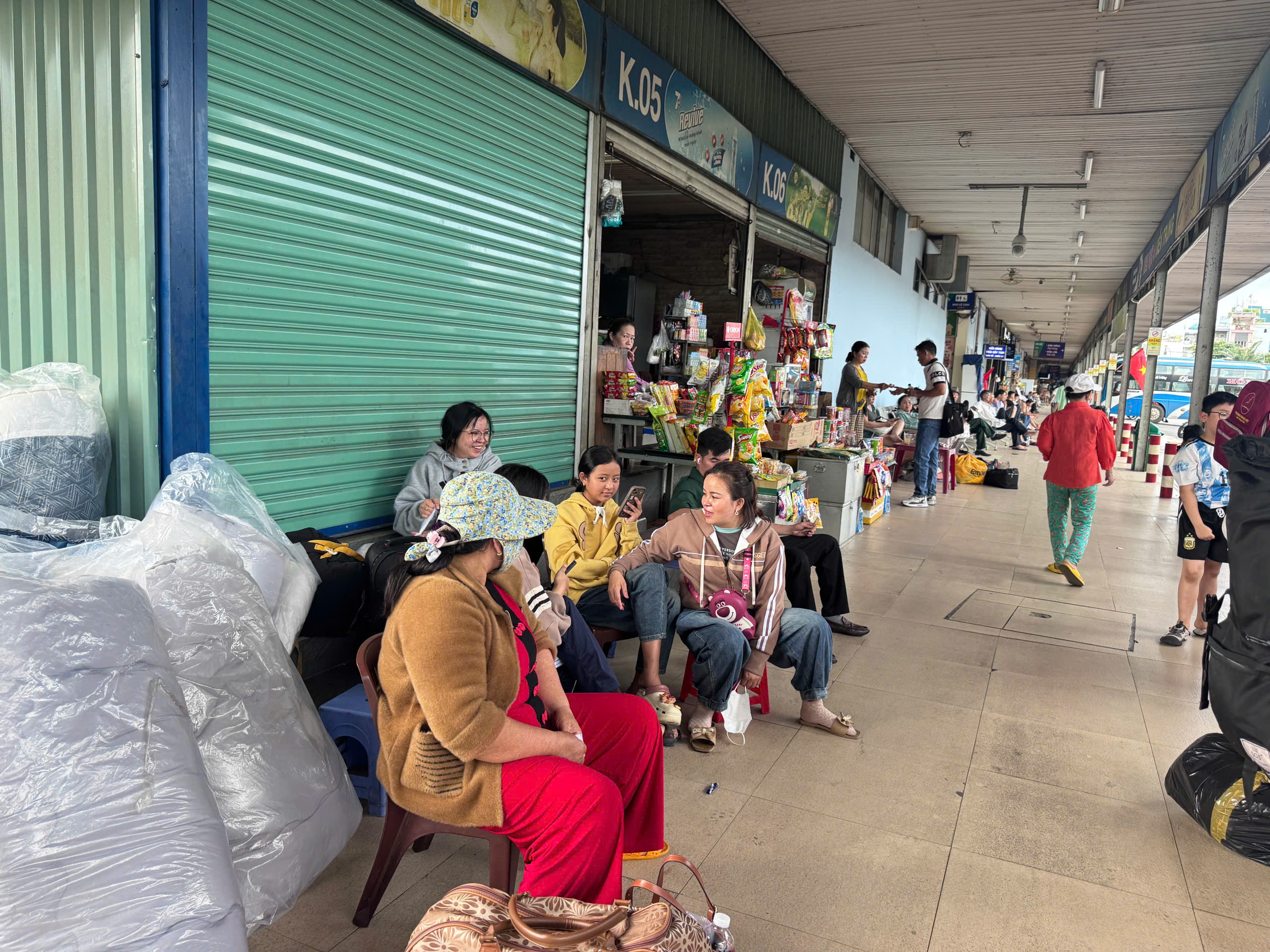 TP.HCM chủ động phương án phục vụ đi lại, bảo đảm an toàn giao thông dịp Tết Nguyên đán- Ảnh 1. TP.HCM chủ động phương án phục vụ đi lại, bảo đảm an toàn giao thông dịp Tết Nguyên đán- Ảnh 1.