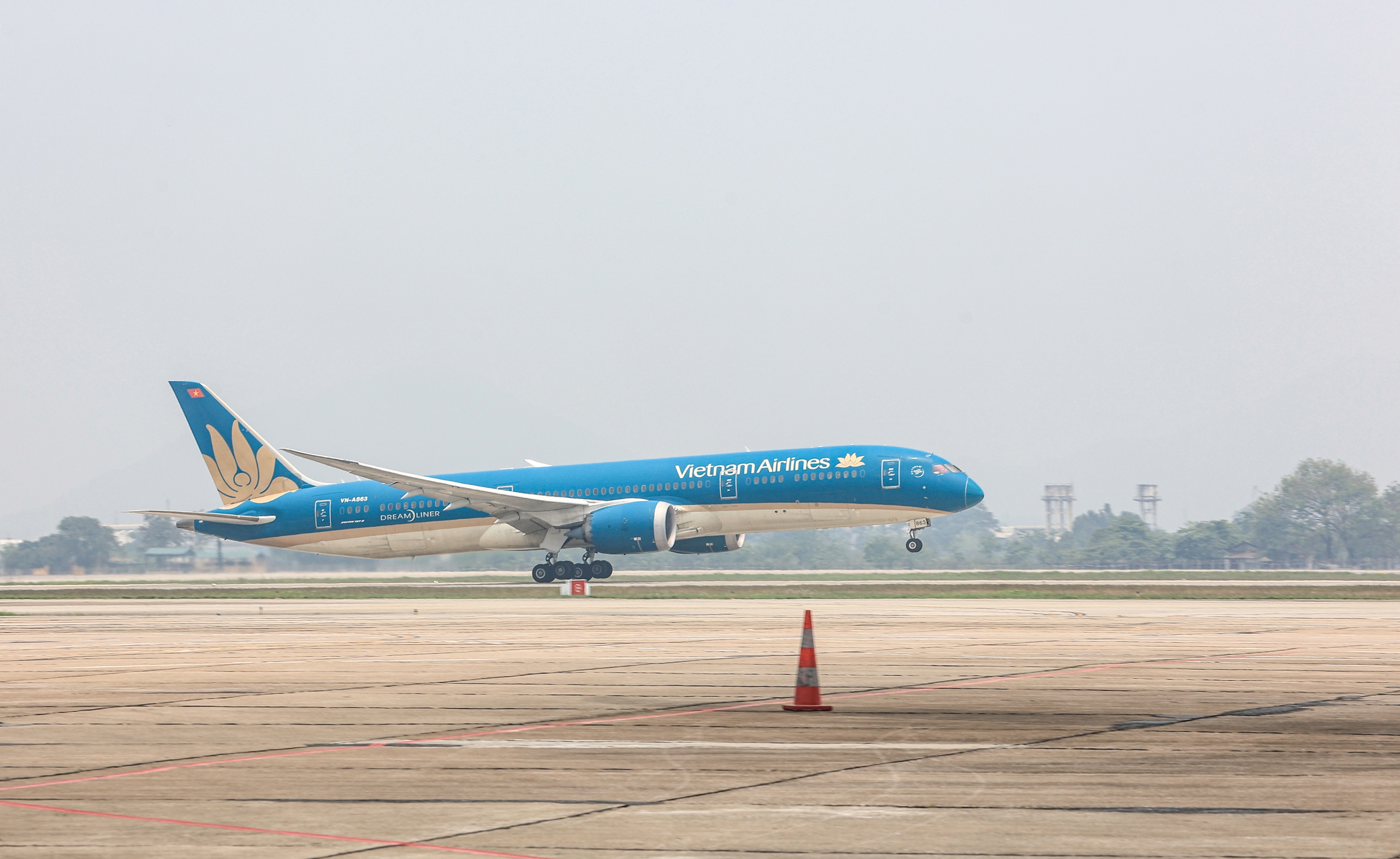 S&acirc;n bay Nội B&agrave;i nườm nượp kh&aacute;ch ng&agrave;y cuối nghỉ lễ 30/4- Ảnh 14.