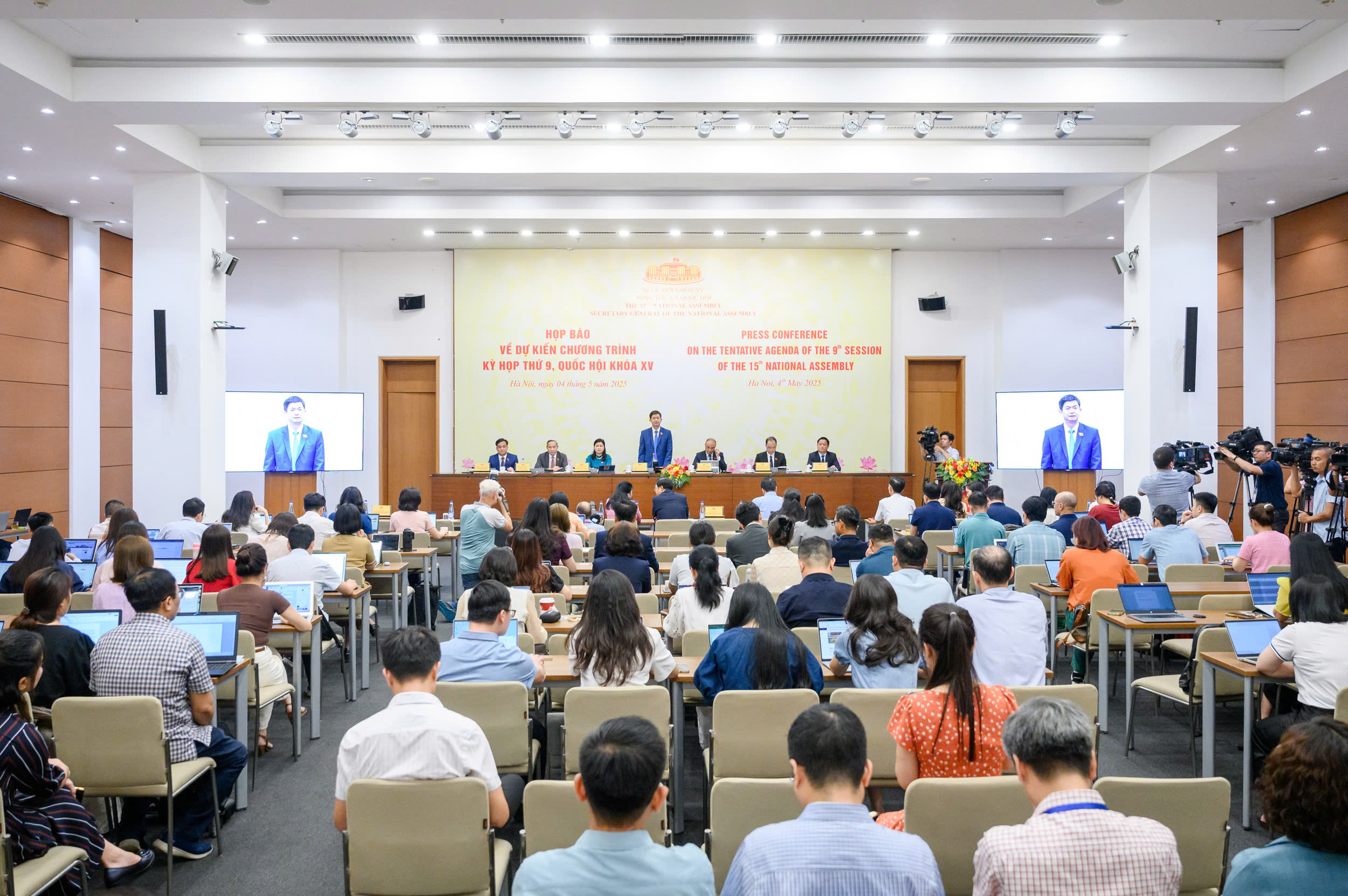 V&igrave; sao xem x&eacute;t r&uacute;t ngắn nhiệm kỳ Quốc hội kh&oacute;a XV v&agrave; HĐND c&aacute;c cấp?- Ảnh 2.