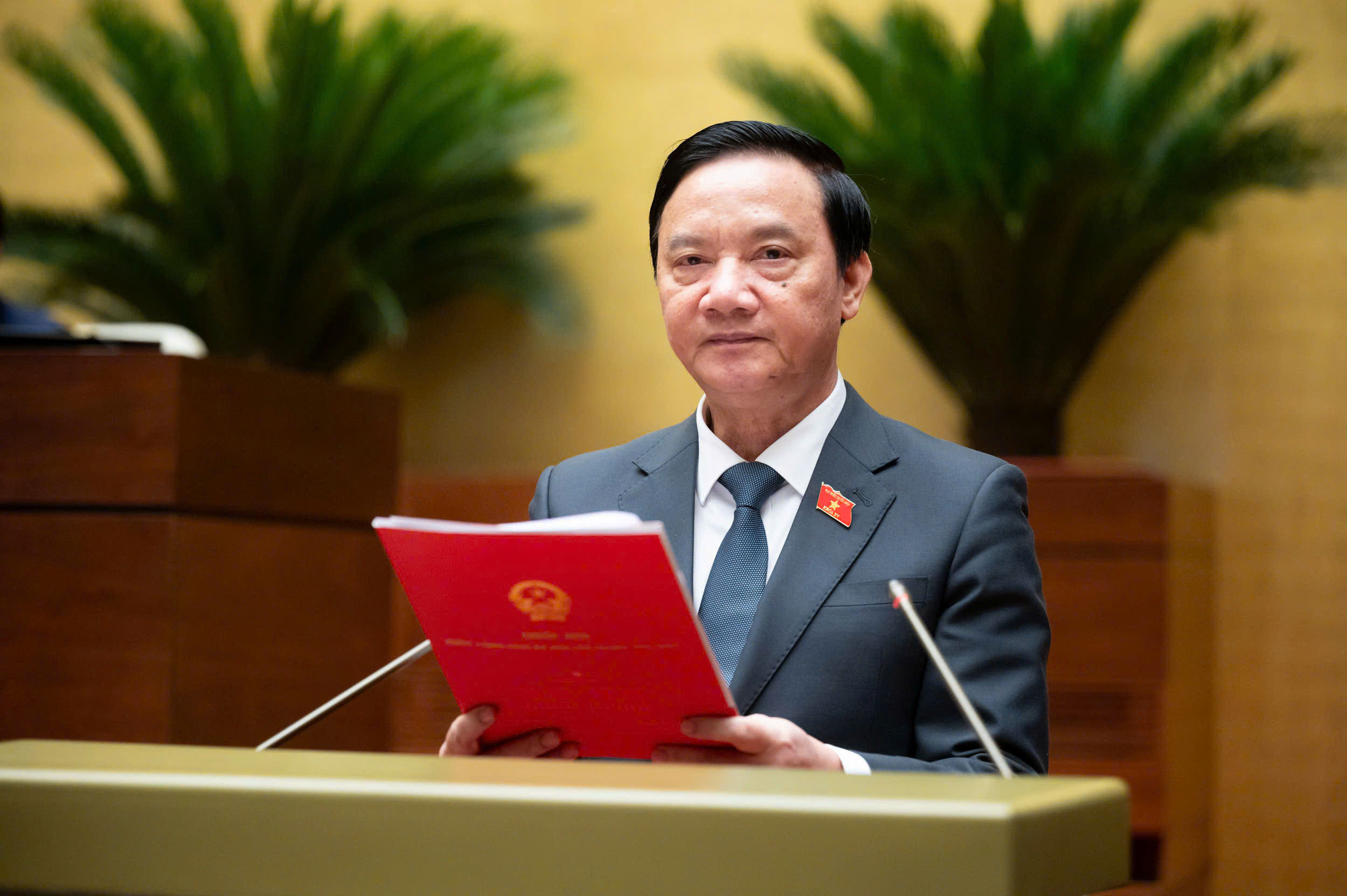 Phó Chủ tịch Quốc hội nêu lý do sửa đổi Hiến pháp- Ảnh 1. Phó Chủ tịch Quốc hội nêu lý do sửa đổi Hiến pháp- Ảnh 1.