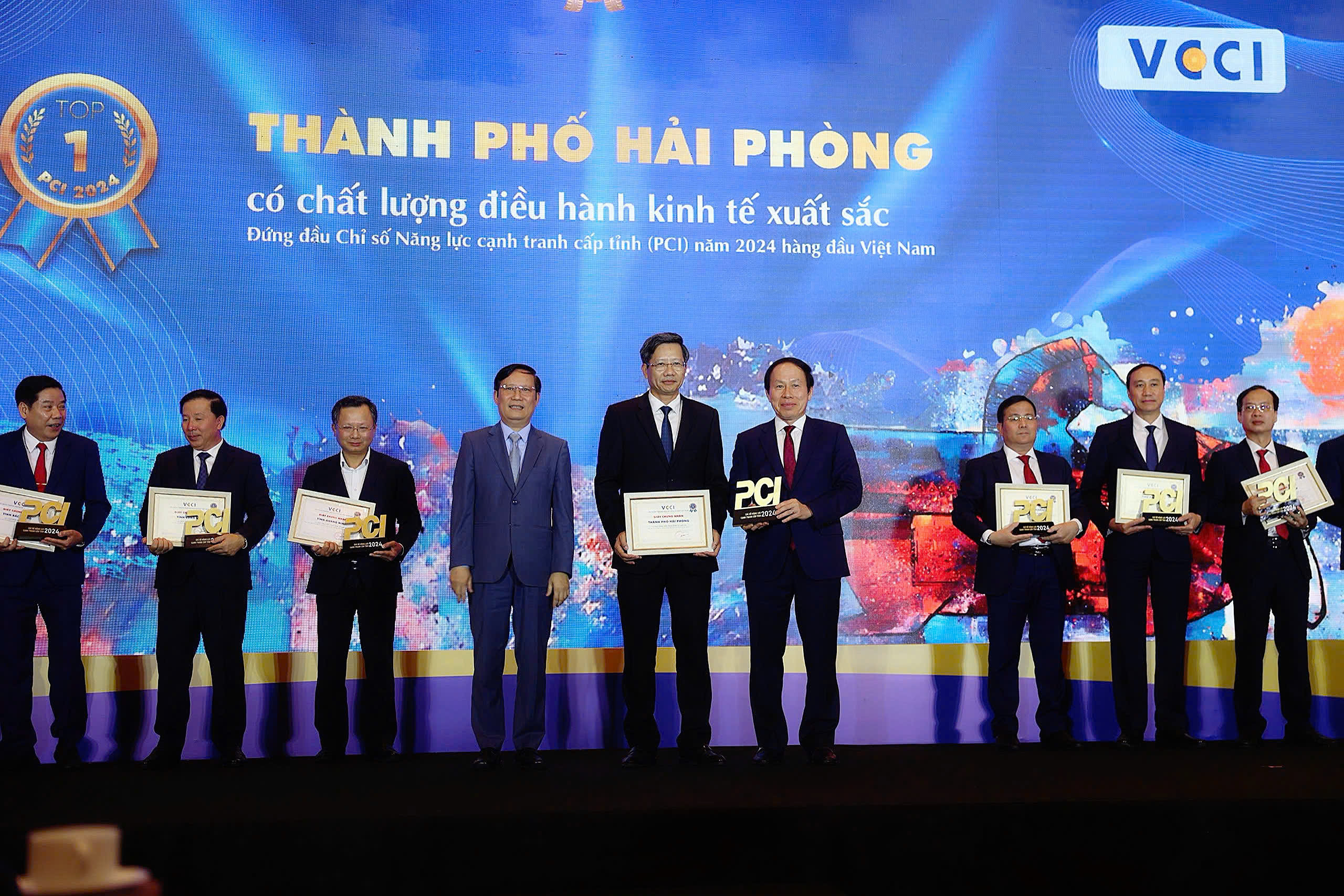 Năng lực cạnh tranh cấp tỉnh PCI: Xuất hiện nhiều "ng&ocirc;i sao cải c&aacute;ch" mới- Ảnh 2.