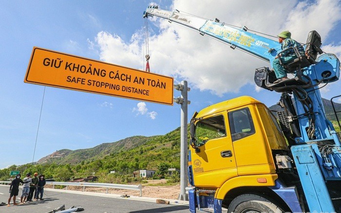 Bộ T&agrave;i ch&iacute;nh n&ecirc;u loạt giải ph&aacute;p th&uacute;c tiến độ giải ng&acirc;n đầu tư c&ocirc;ng