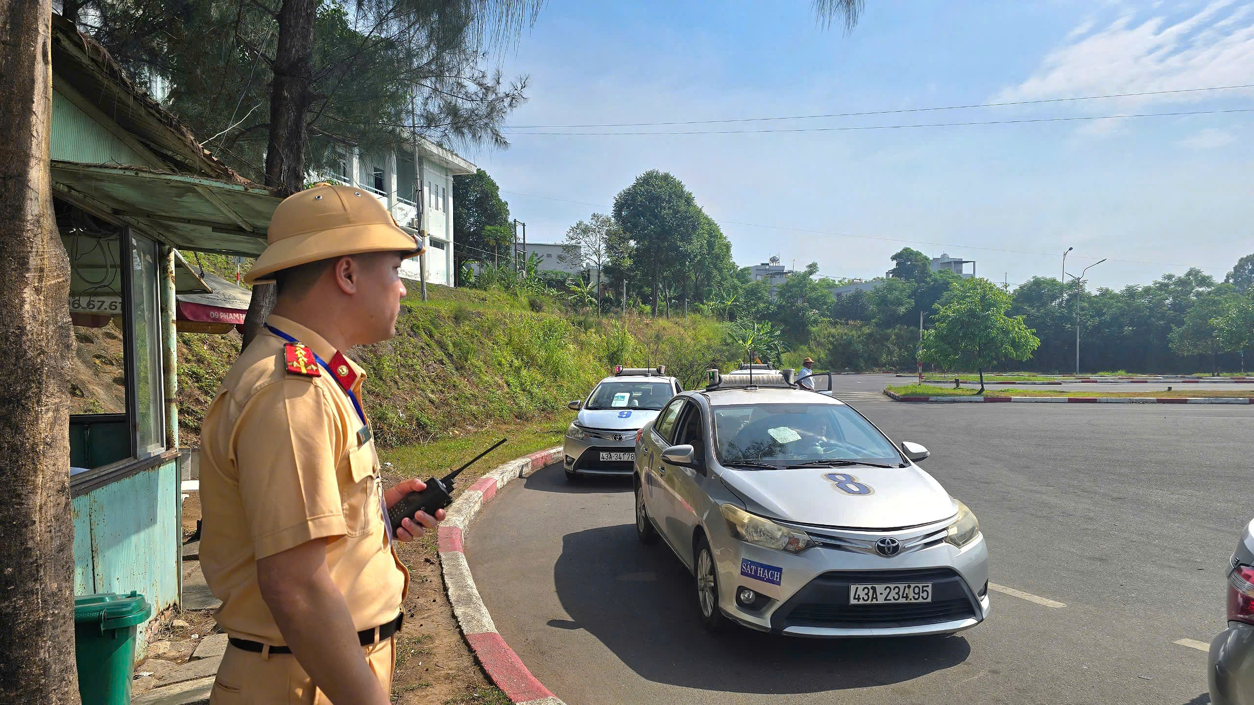 Đ&agrave; Nẵng tổ chức thi s&aacute;t hạch cấp giấy ph&eacute;p l&aacute;i xe- Ảnh 1.