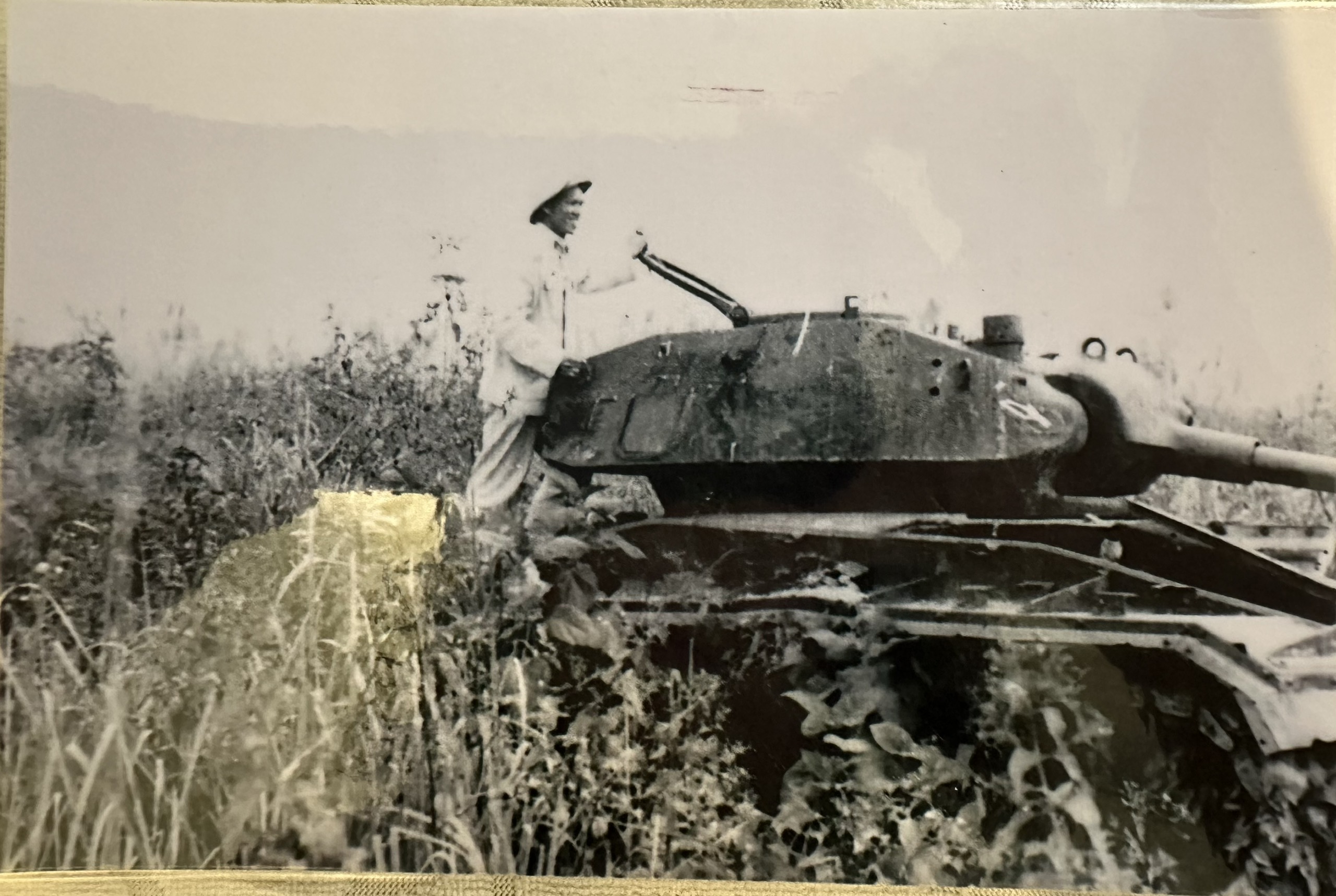 K&yacute; ức &ldquo;kho&eacute;t n&uacute;i, ngủ hầm, mưa dầm, cơm vắt&rdquo; ch&iacute;n năm l&agrave;m một Điện Bi&ecirc;n- Ảnh 4.