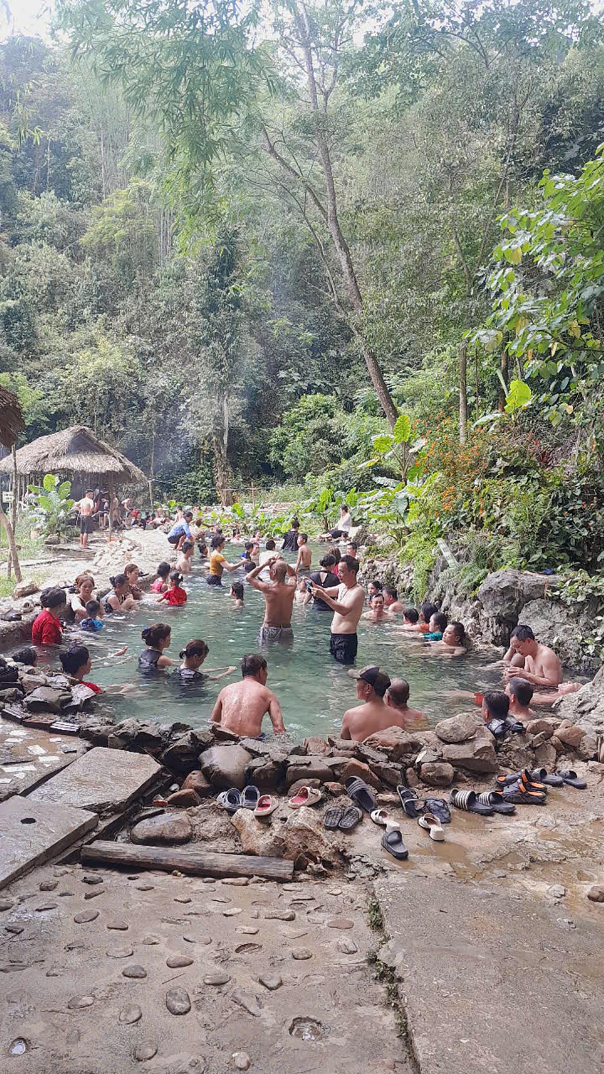 Cảnh hoang sơ tại suối nước n&oacute;ng h&uacute;t kh&aacute;ch du lịch ở Sơn La- Ảnh 14.