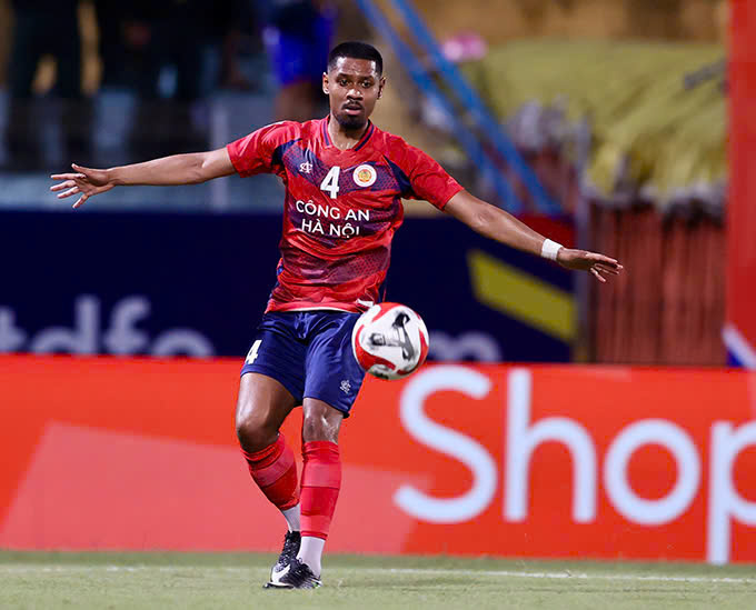Sao Việt kiều đắt giá nhất V-League bày tỏ khát khao khoác áo tuyển Việt Nam- Ảnh 1. Sao Việt kiều đắt giá nhất V-League bày tỏ khát khao khoác áo tuyển Việt Nam- Ảnh 1.