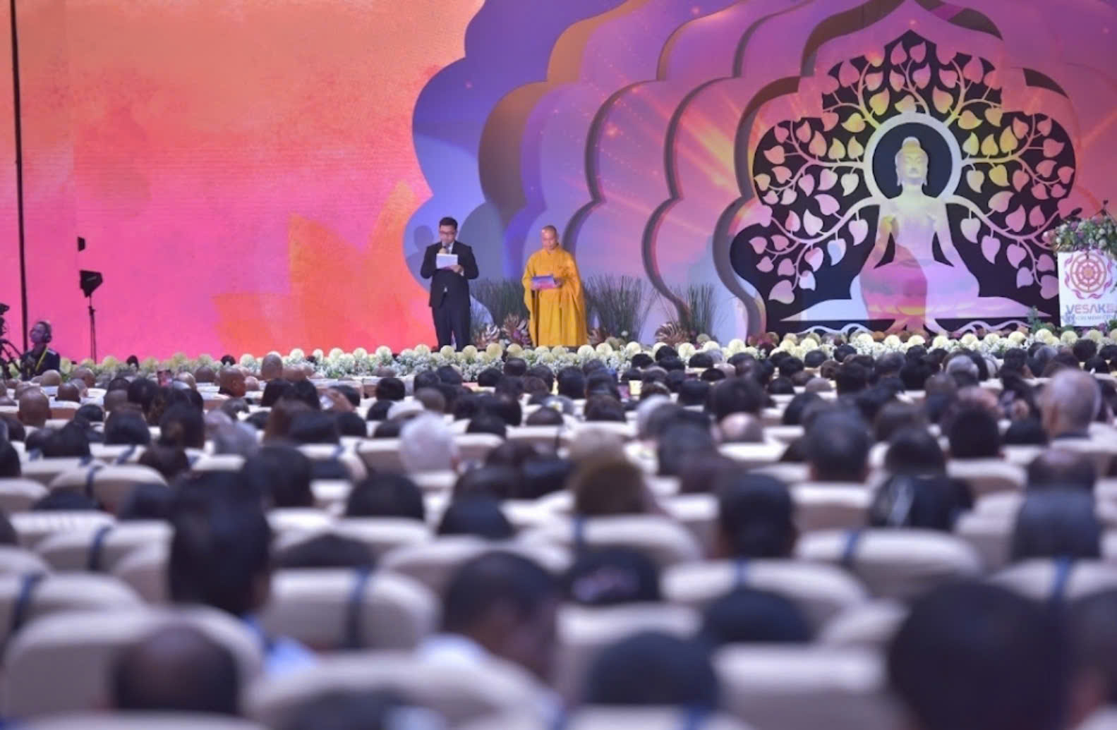 Bế mạc Đại lễ Vesak 2025: Lan tỏa th&ocirc;ng điệp đo&agrave;n kết, từ bi đến cộng đồng quốc tế- Ảnh 4.