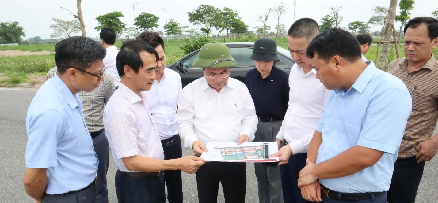Hung Yen to accelerate land allocation and launch of social housing projects- Ảnh 1.