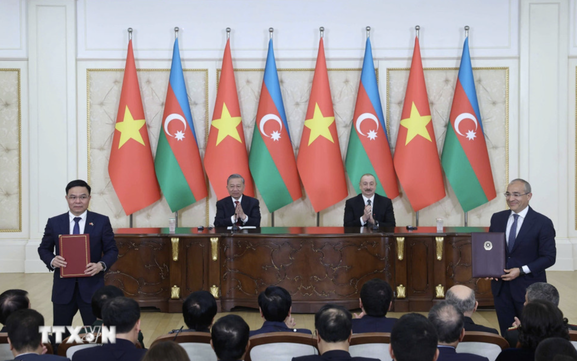 Việt Nam - Azerbaijan thiết lập quan hệ Đối t&aacute;c chiến lược, ph&aacute;t huy tiềm năng giao th&ocirc;ng- Ảnh 2.