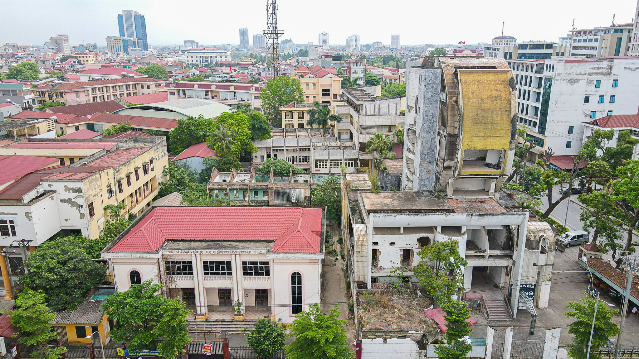 Bắc Giang l&ecirc;n kế hoạch đấu gi&aacute; nhiều trụ sở bỏ hoang tr&ecirc;n "đất v&agrave;ng"- Ảnh 13.