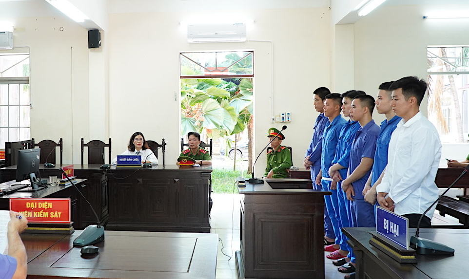 6 cựu cầu thủ CLB Bà Rịa - Vũng Tàu lĩnh án tù vì dàn xếp tỷ số, cá độ bóng đá- Ảnh 1. 6 cựu cầu thủ CLB Bà Rịa - Vũng Tàu lĩnh án tù vì dàn xếp tỷ số, cá độ bóng đá- Ảnh 1.