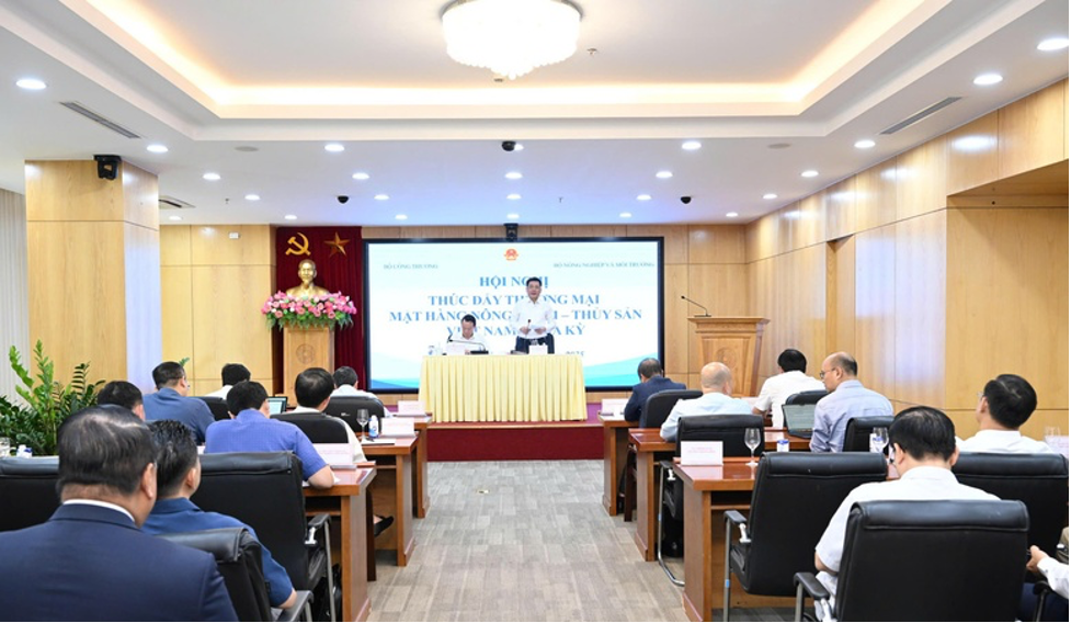 Sớm tháo gỡ rào cản thương mại mặt hàng nông, lâm, thuỷ sản Việt Nam - Hoa Kỳ- Ảnh 1. Sớm tháo gỡ rào cản thương mại mặt hàng nông, lâm, thuỷ sản Việt Nam - Hoa Kỳ- Ảnh 1.