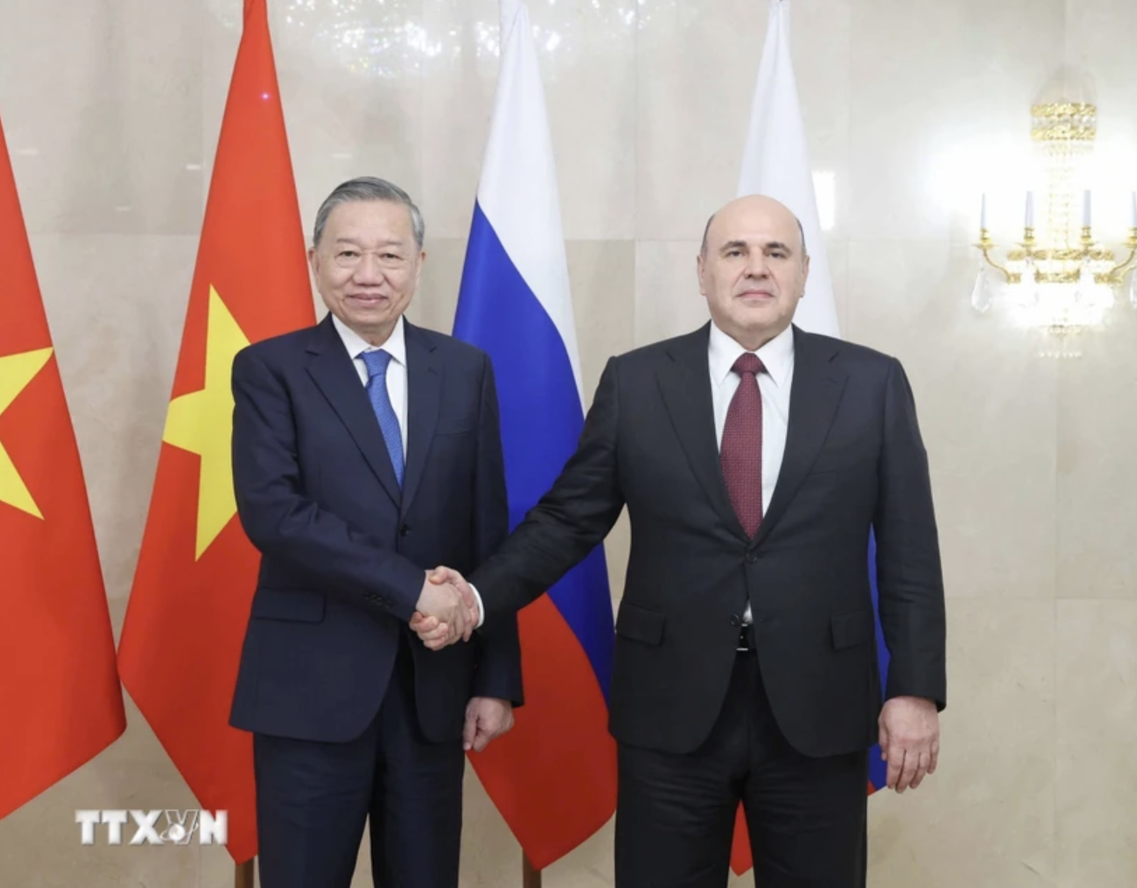 Việt Nam đặc biệt coi trọng quan hệ hữu nghị truyền thống với Li&ecirc;n bang Nga- Ảnh 1.