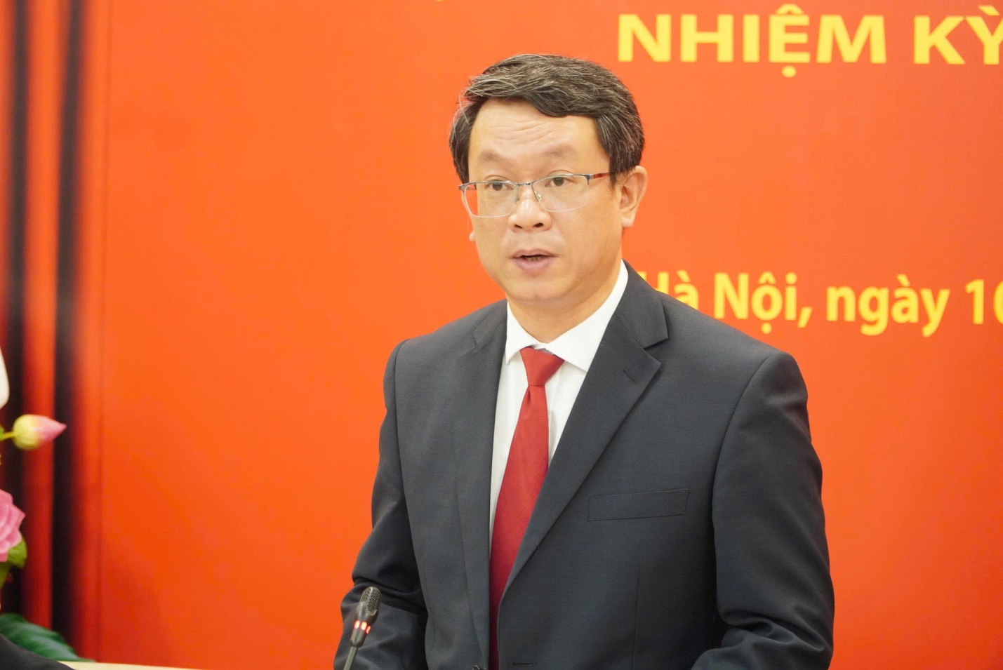 Tăng cường hỗ trợ địa phương th&aacute;o gỡ vướng mắc trong lĩnh vực ph&aacute;t triển đ&ocirc; thị- Ảnh 2.