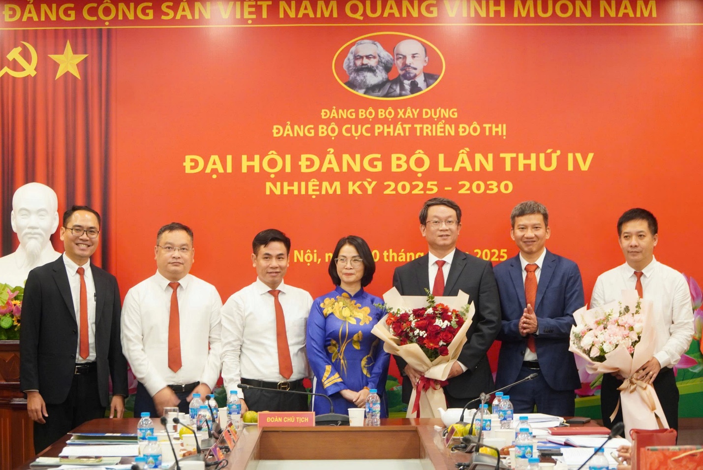 Tăng cường hỗ trợ địa phương th&aacute;o gỡ vướng mắc trong lĩnh vực ph&aacute;t triển đ&ocirc; thị- Ảnh 3.