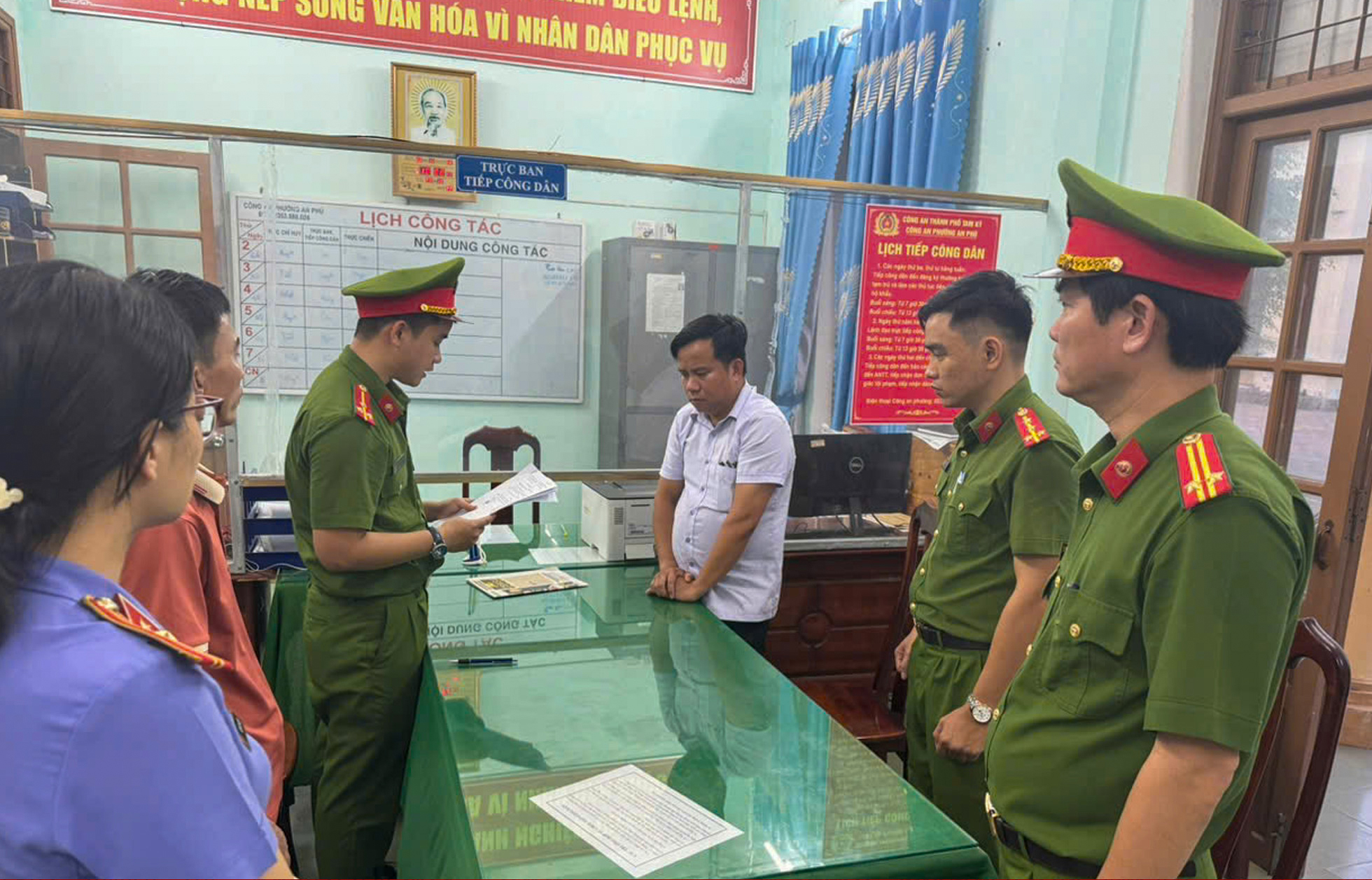 Nguy&ecirc;n trưởng ph&ograve;ng trung t&acirc;m quỹ đất lập hồ sơ khống g&acirc;y thất tho&aacute;t h&agrave;ng trăm triệu đồng- Ảnh 1.
