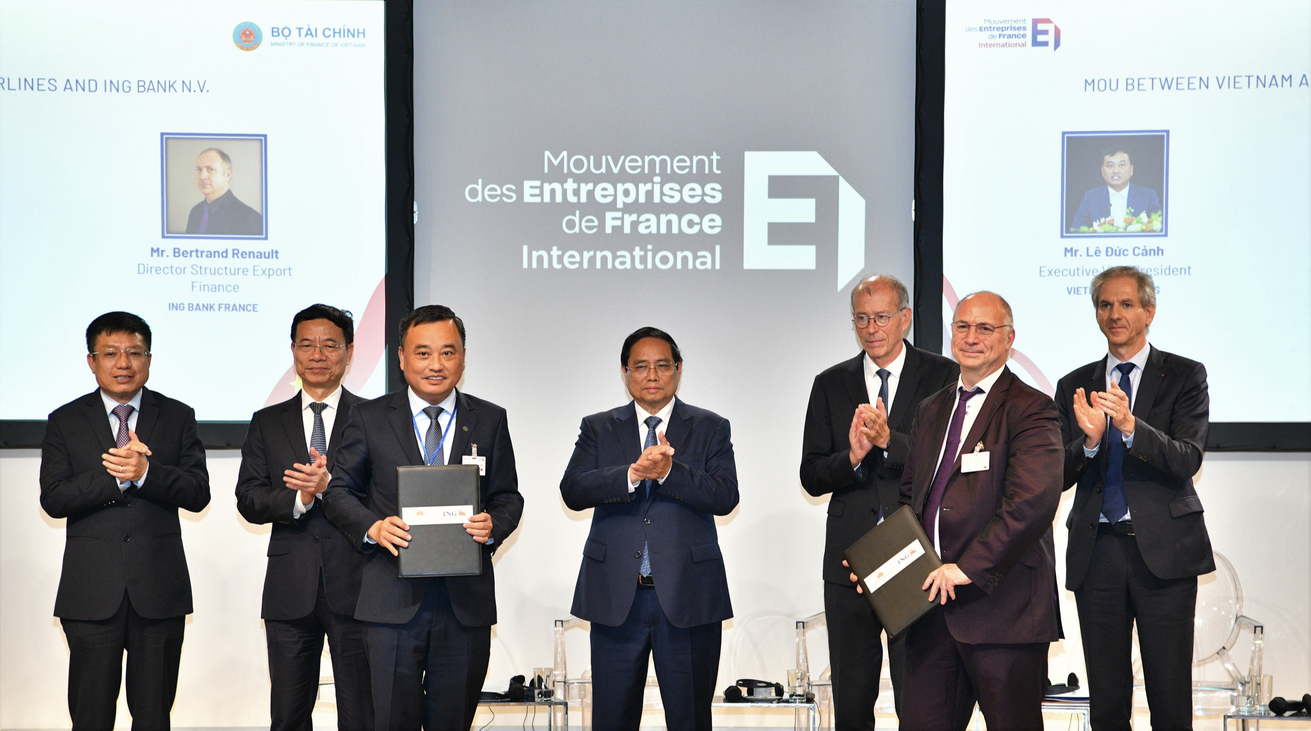 Tập đo&agrave;n t&agrave;i ch&iacute;nh, ng&acirc;n h&agrave;ng lớn bậc nhất ch&acirc;u &Acirc;u t&agrave;i trợ 1,5 tỷ USD cho Vietnam Airlines- Ảnh 1.