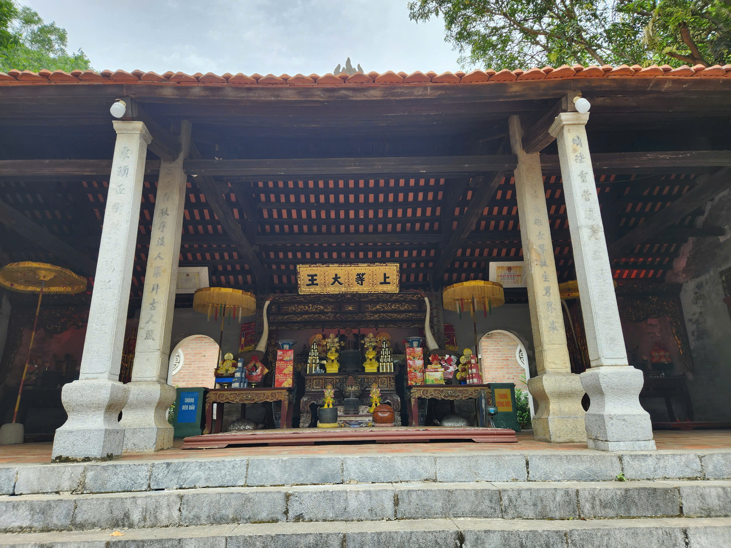 Khám phá kiến trúc độc đáo tại quần thể di tích nghìn năm tuổi ở Thanh Hóa- Ảnh 4. Khám phá kiến trúc độc đáo tại quần thể di tích nghìn năm tuổi ở Thanh Hóa- Ảnh 4.