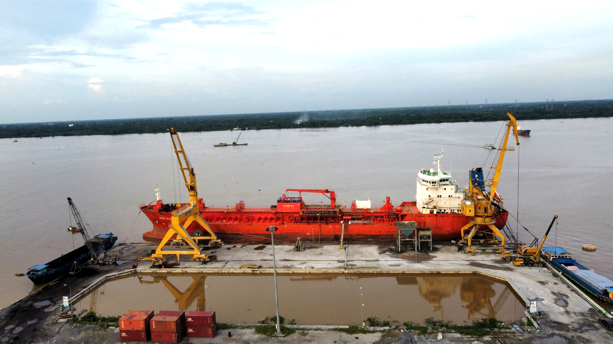 Quy hoạch ph&aacute;t triển cảng biển Hậu Giang, gỡ điểm nghẽn hạ tầng- Ảnh 1.