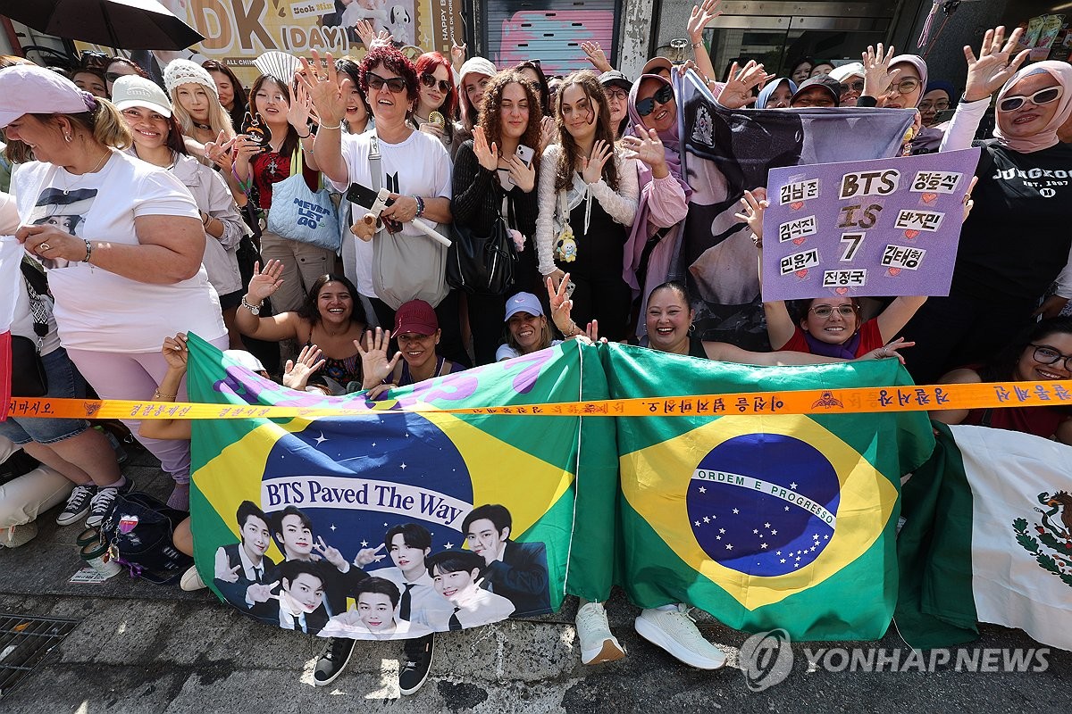 Người phụ nữ Trung Quốc bị bắt v&igrave; đột nhập v&agrave;o nh&agrave; Jungkook (BTS) giữa đ&ecirc;m- Ảnh 2.