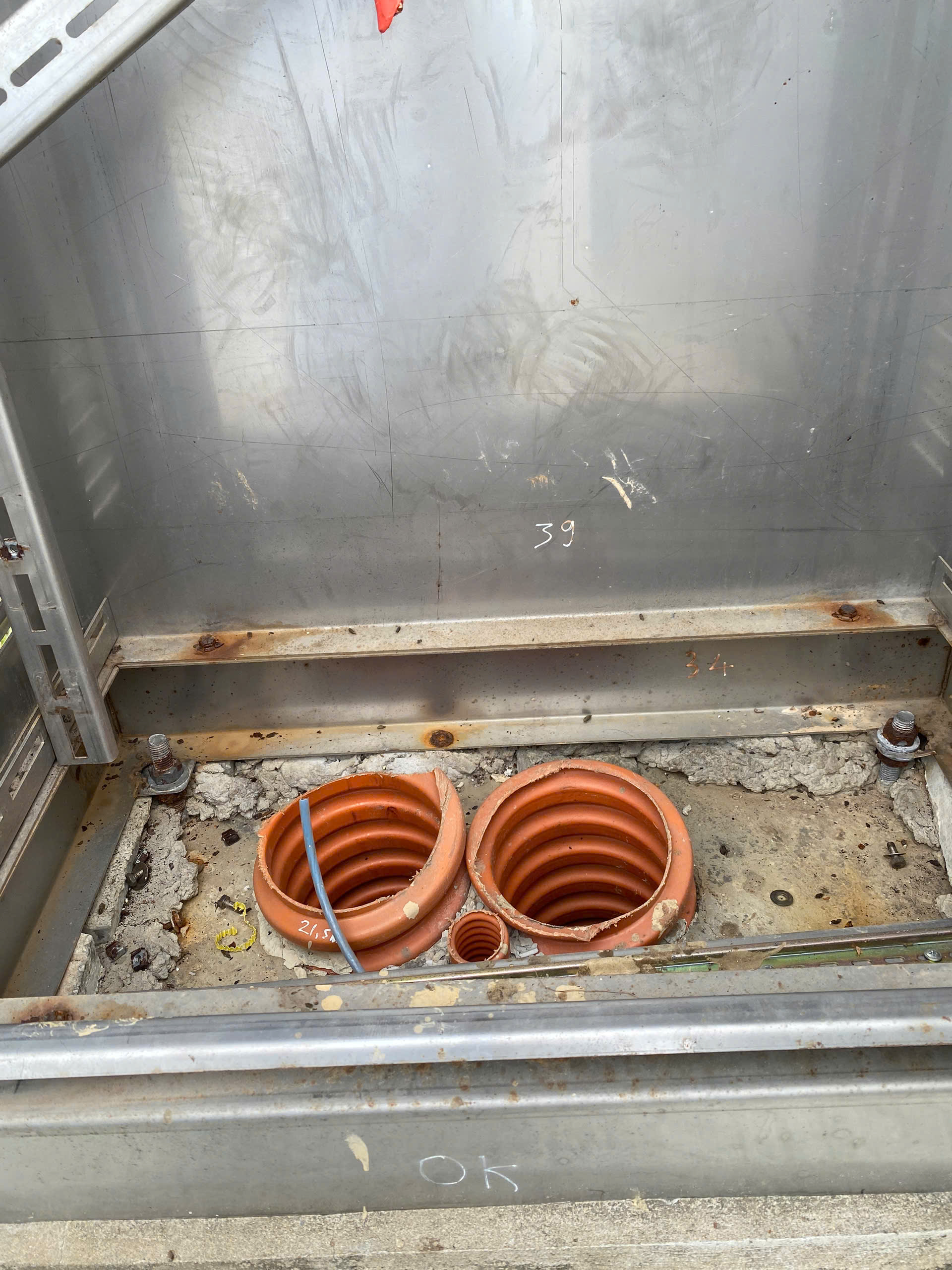 B&aacute;o động nạn trộm cắp vật tư tại dự &aacute;n di dời d&acirc;n Kinh th&agrave;nh Huế- Ảnh 4.