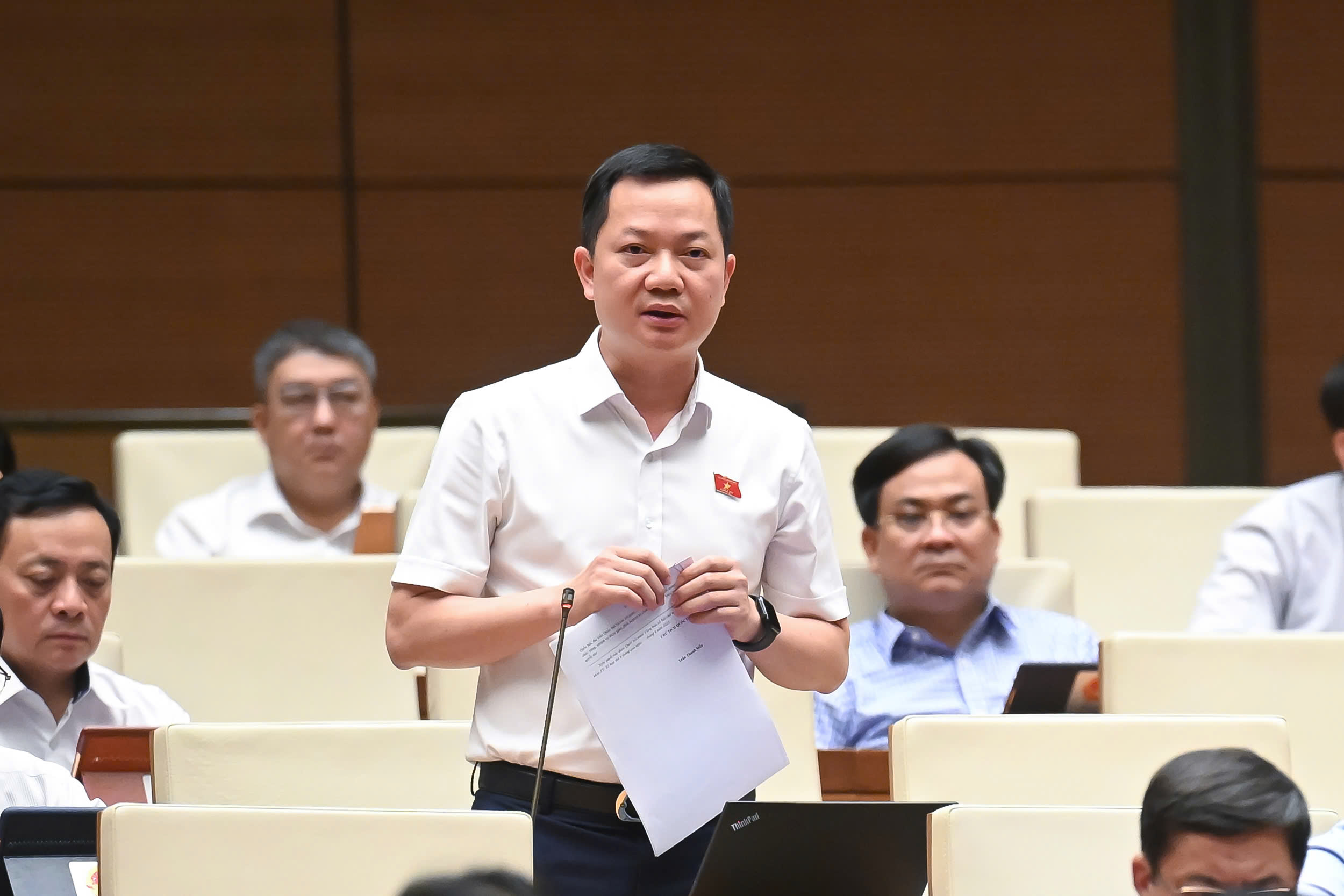 Đại biểu Quốc hội đề nghị r&agrave; so&aacute;t việc gi&aacute;m s&aacute;t li&ecirc;n quan giao th&ocirc;ng- Ảnh 1.