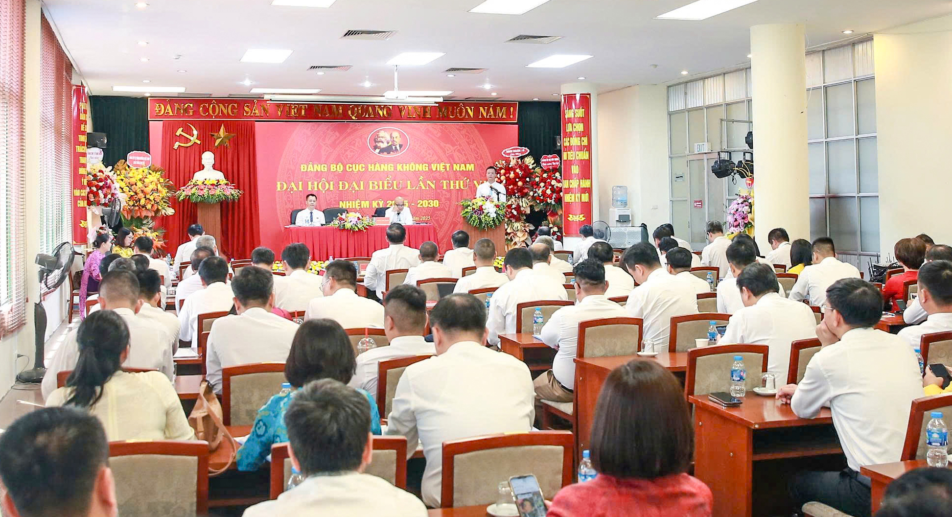 Đảng bộ Cục H&agrave;ng kh&ocirc;ng cần ph&aacute;t huy tinh thần đổi mới, n&acirc;ng cao năng lực l&atilde;nh đạo- Ảnh 3.