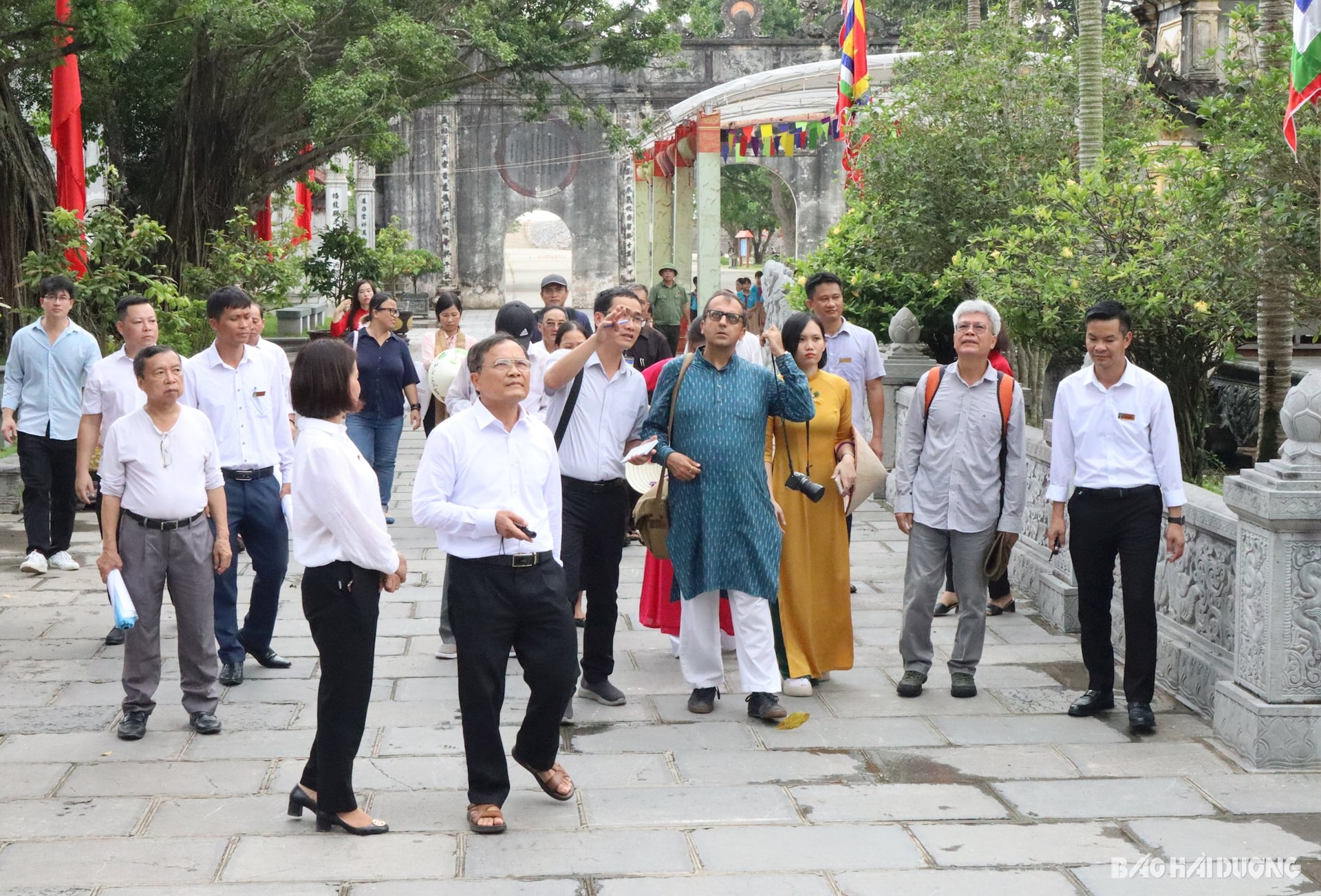 &ldquo;Ng&agrave;y t&igrave;m hiểu về Việt Nam&rdquo; g&oacute;p phần quảng b&aacute; gi&aacute; trị di sản văn h&oacute;a Hải Dương- Ảnh 1.