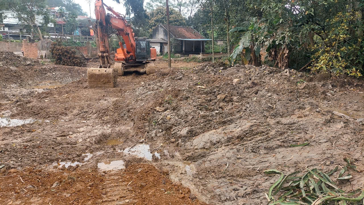 Chậm giải ph&oacute;ng mặt bằng, nguy cơ ảnh hưởng tiến độ dự &aacute;n đường sắt H&agrave; Nội - Vinh- Ảnh 1.