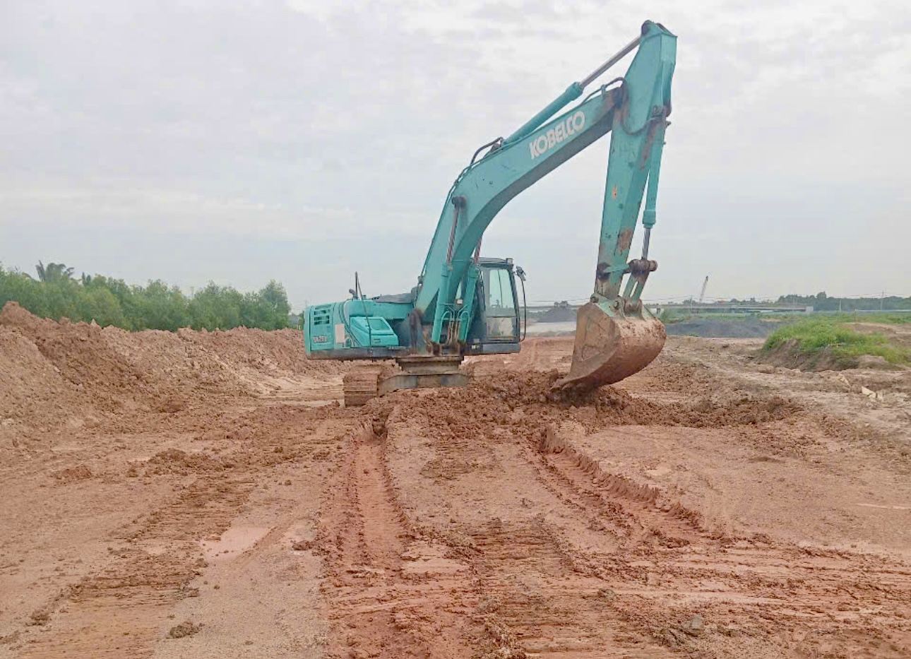 C&ocirc;ng nh&acirc;n đội mưa, gồng tiến độ dự &aacute;n V&agrave;nh đai 3 v&agrave; cao tốc qua Đồng Nai- Ảnh 8.