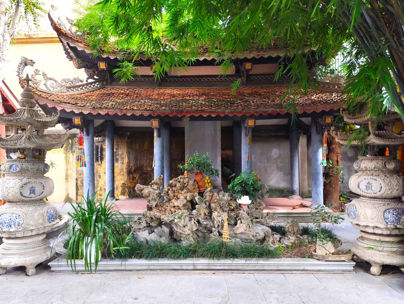 Kh&aacute;m ph&aacute; kiến tr&uacute;c độc đ&aacute;o ch&ugrave;a Phổ Chiếu - Dấu ấn lịch sử giữa l&ograve;ng TP Hải Ph&ograve;ng- Ảnh 9.