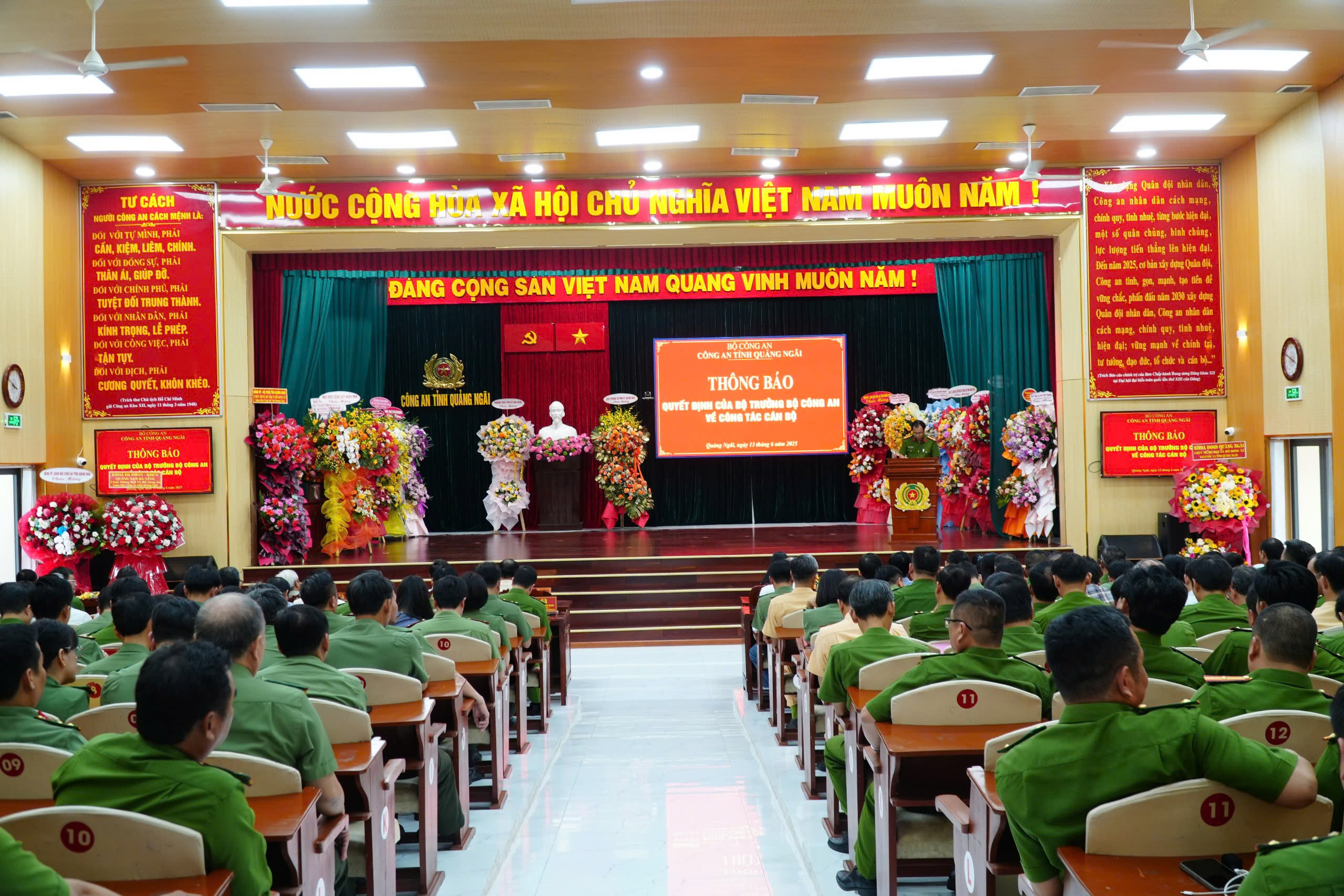 Quảng Ng&atilde;i c&oacute; t&acirc;n Gi&aacute;m đốc C&ocirc;ng an tỉnh- Ảnh 1.