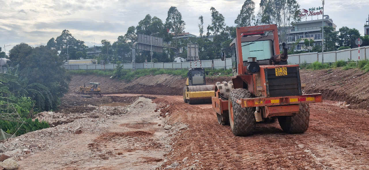 Tăng ca, đưa cầu Xương Giang tr&ecirc;n cao tốc H&agrave; Nội - Bắc Giang vượt lũ trong th&aacute;ng 6- Ảnh 7.