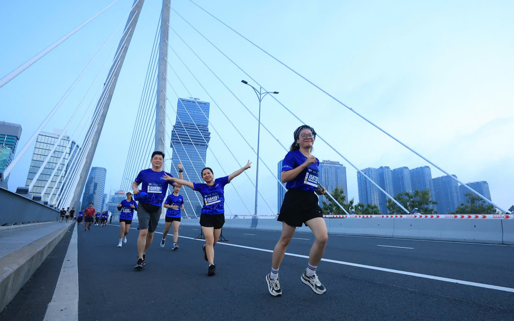 1.000 người l&agrave;m b&aacute;o tham gia giải chạy dịp kỷ niệm 100 năm B&aacute;o ch&iacute; C&aacute;ch mạng Việt Nam- Ảnh 3.