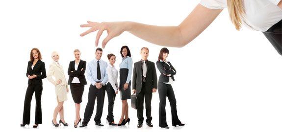 Tuyển dụng nh&acirc;n t&agrave;i cho nền c&ocirc;ng vụ: Cần "đ&uacute;ng việc, đ&uacute;ng người"- Ảnh 2.