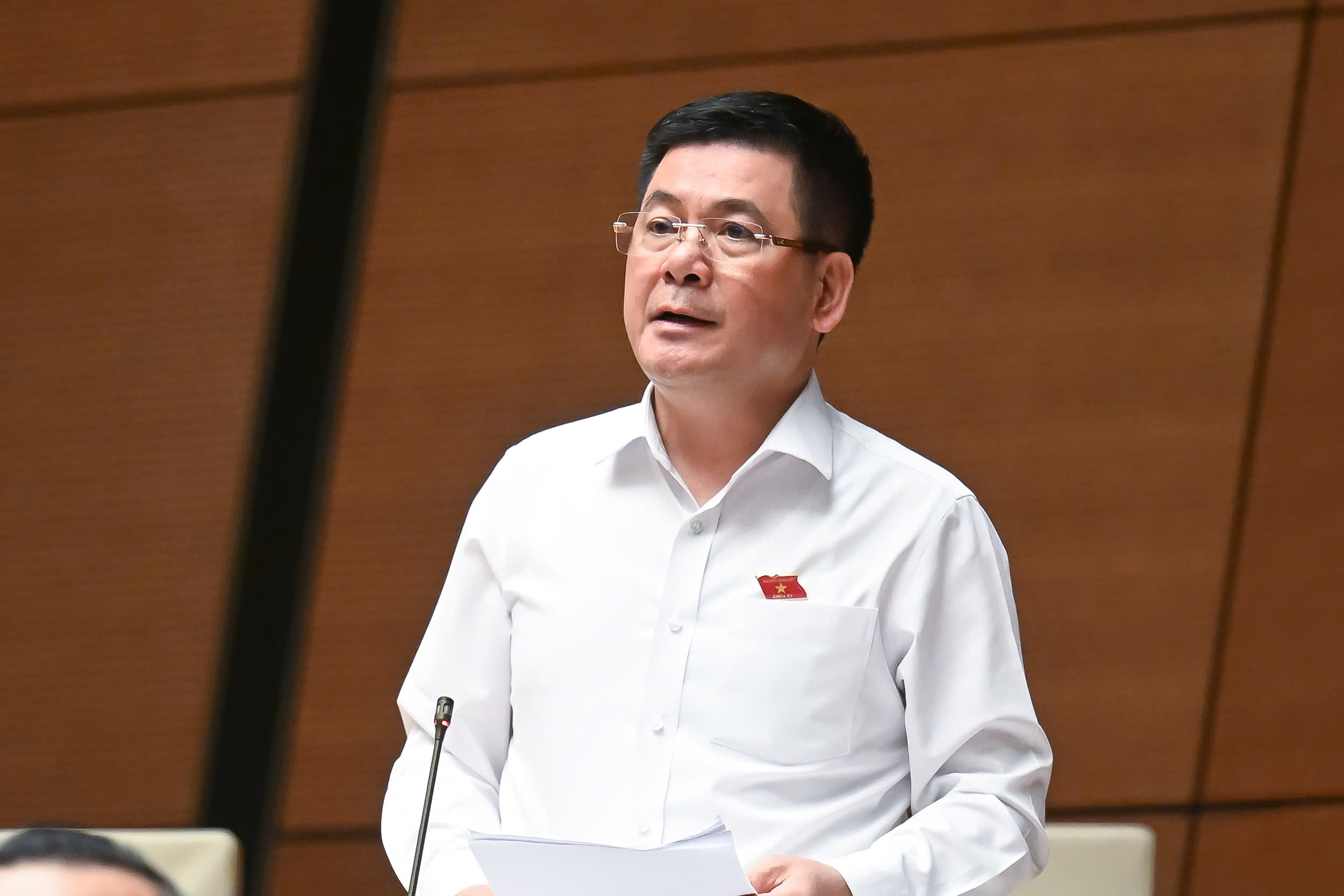 Bộ trưởng C&ocirc;ng thương n&ecirc;u t&igrave;nh trạng c&aacute;n bộ tho&aacute;i h&oacute;a, tiếp tay cho h&agrave;ng giả, h&agrave;ng nh&aacute;i- Ảnh 1.