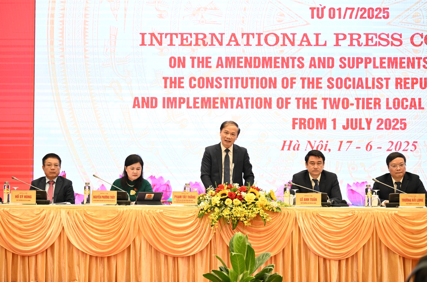 Chính quyền địa phương 2 cấp: Tiên lượng trước khó khăn, chuẩn bị kỹ giải pháp- Ảnh 1. Chính quyền địa phương 2 cấp: Tiên lượng trước khó khăn, chuẩn bị kỹ giải pháp- Ảnh 1.