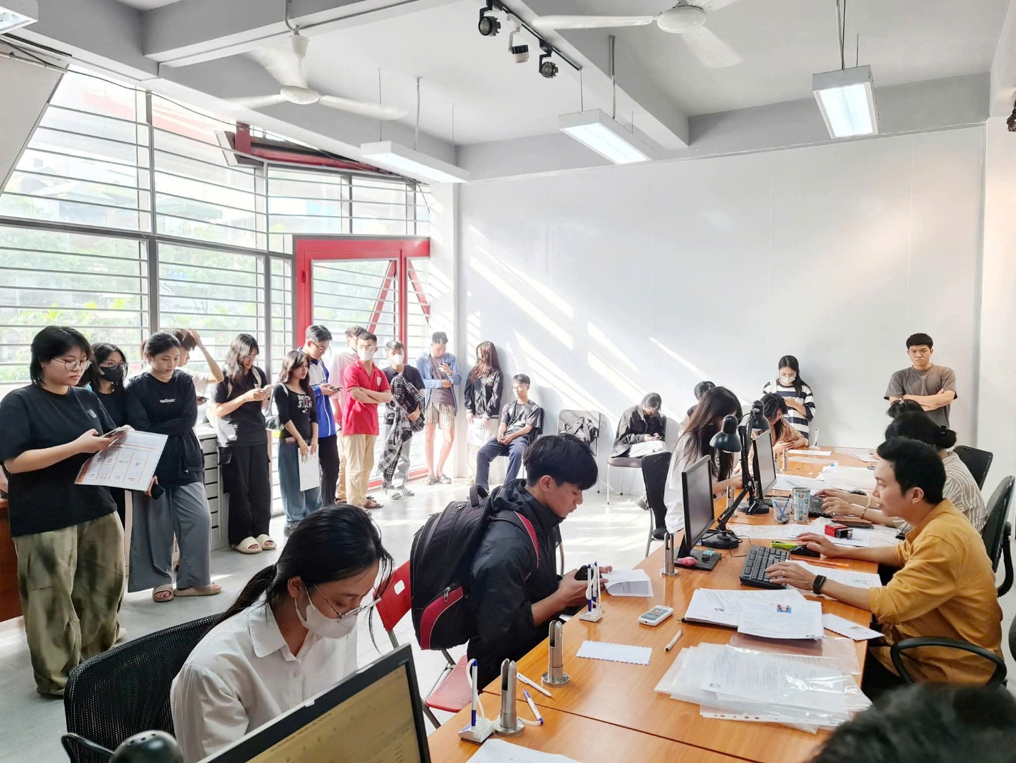 Di dời đại học khỏi nội đ&ocirc;: Thiếu cơ chế đặc th&ugrave;, vướng cả t&acirc;m l&yacute; v&agrave; hạ tầng- Ảnh 2.