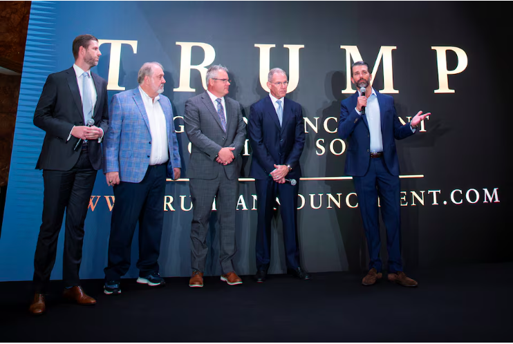 Gia đ&igrave;nh Tổng thống Mỹ ra mắt Trump Mobile, gi&aacute; khởi điểm 12,6 triệu đồng- Ảnh 2.